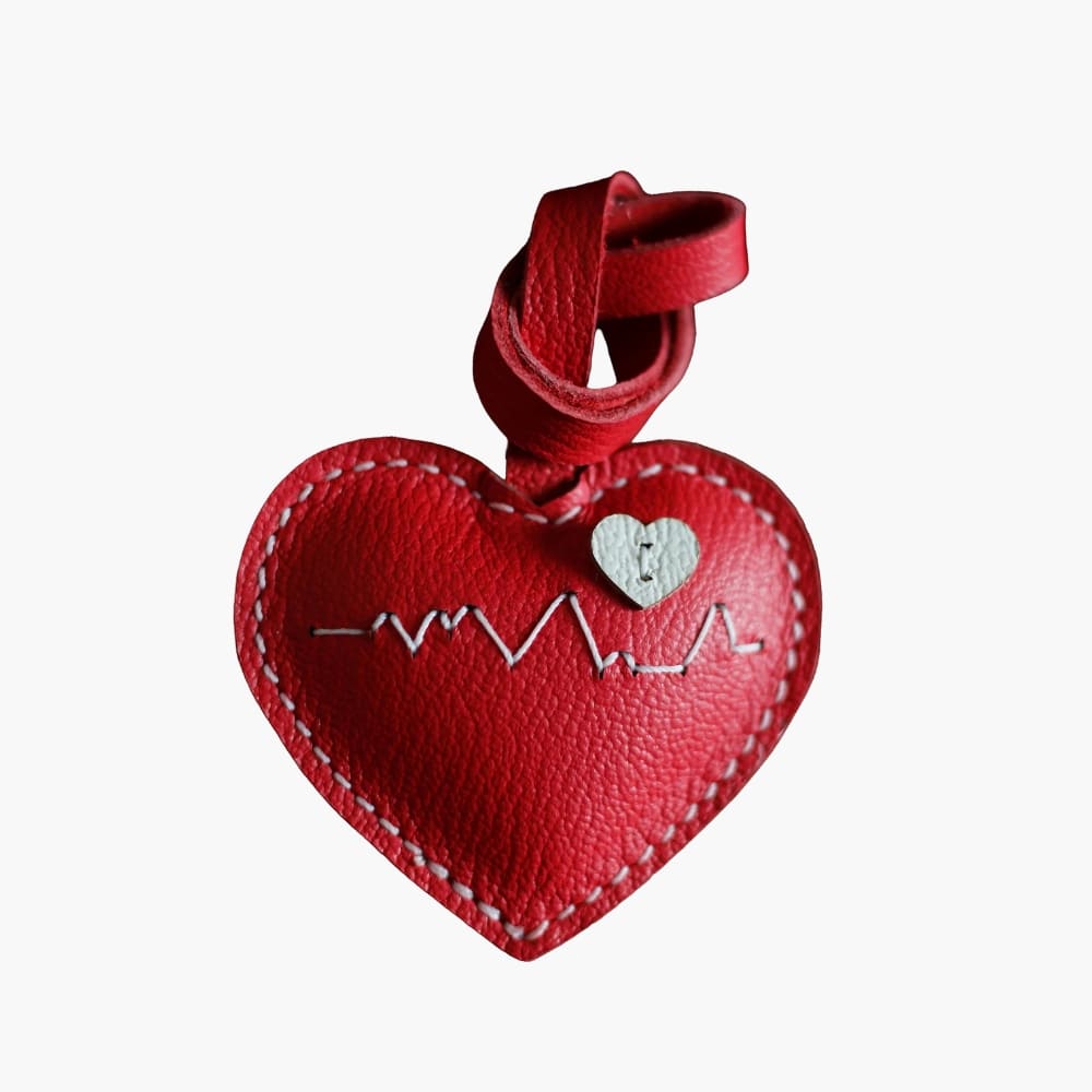 Charm Corazón con Ritmo Cardiaco