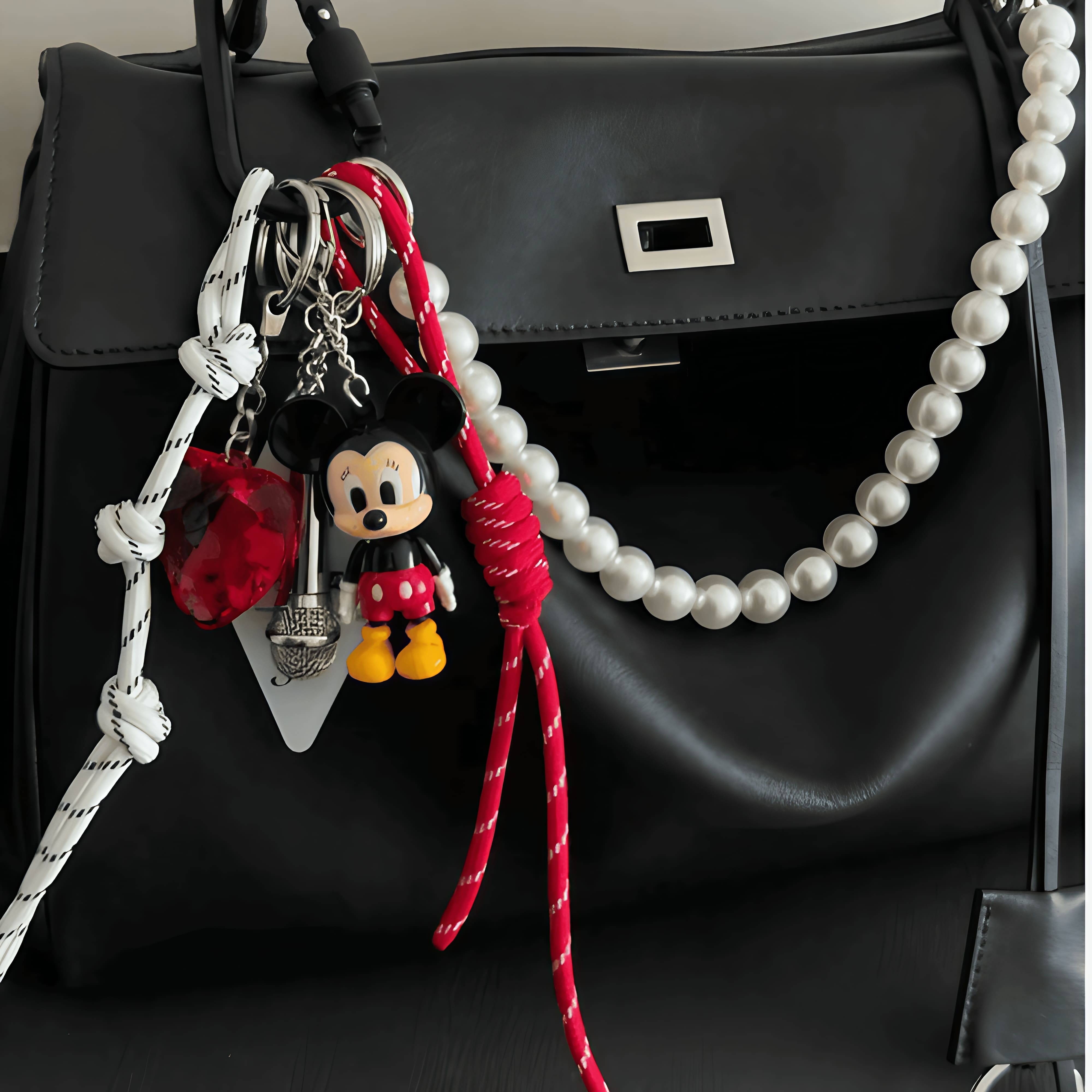 Charm Mickey con Micrófono