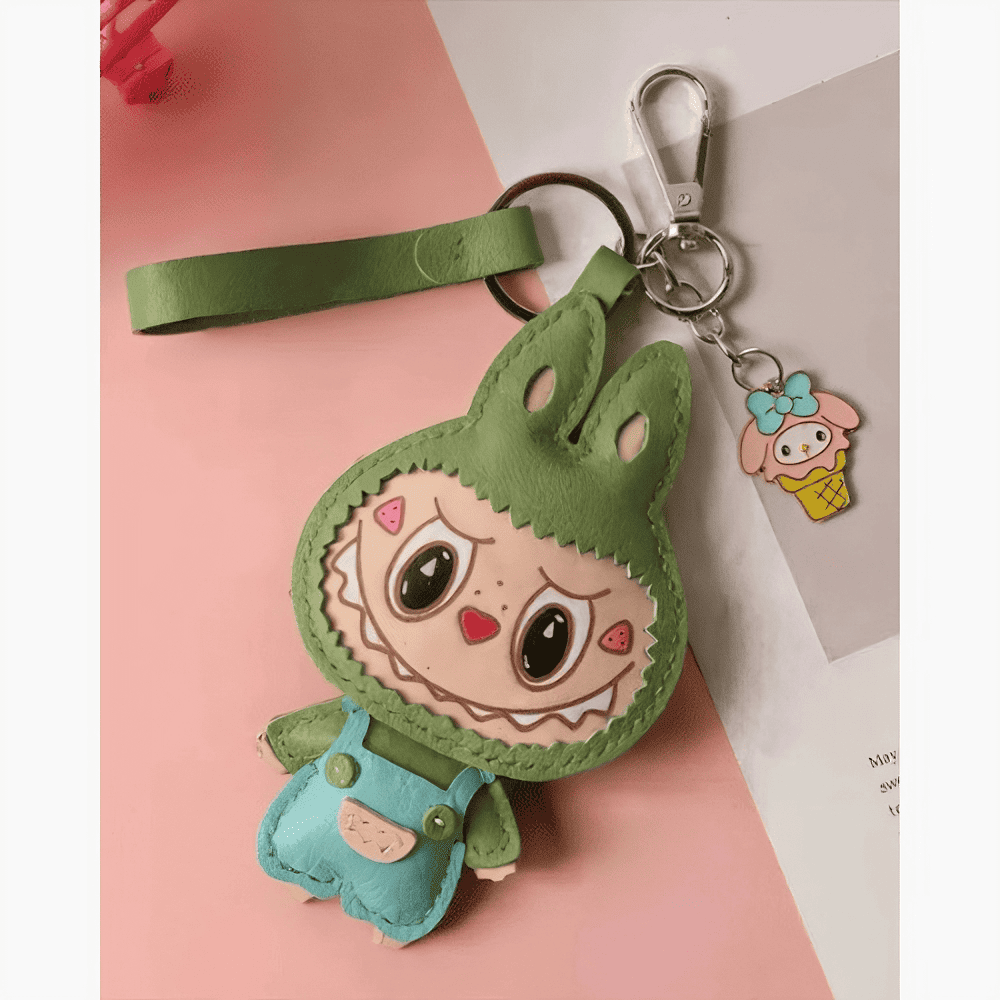 Charm Labubu de Cuero